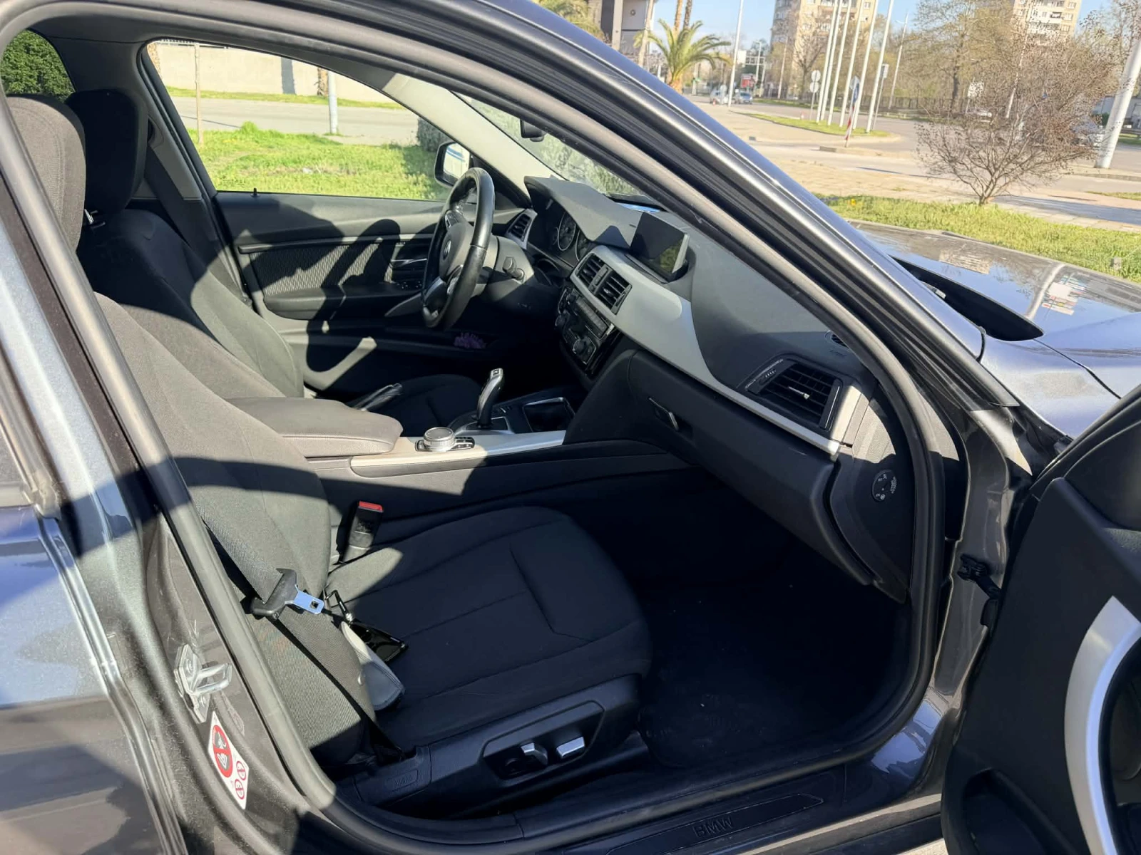 BMW 320 F31 , снимка 12 - Автомобили и джипове - 54151747