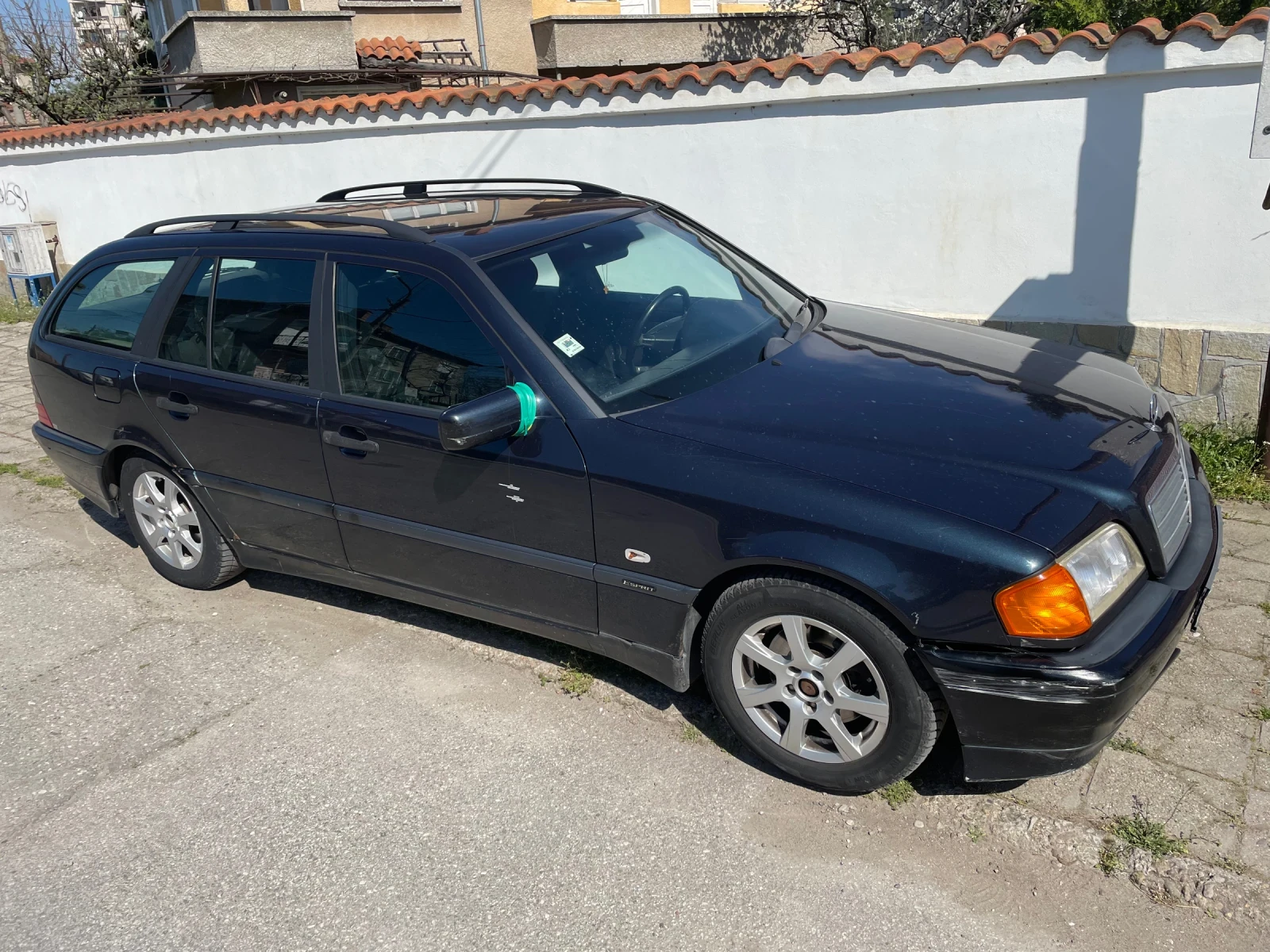 Mercedes-Benz C 240, снимка 3 - Автомобили и джипове - 54186412
