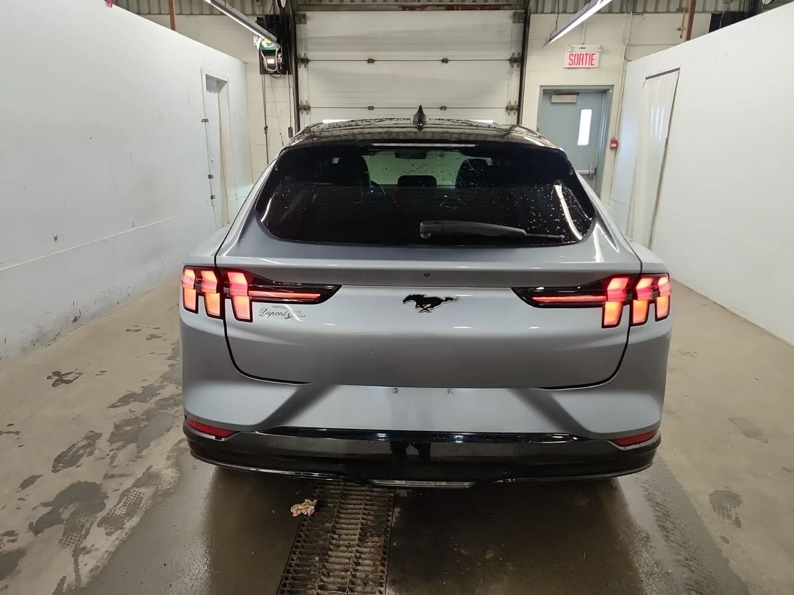 Ford Mustang Mach-E Premium* 360View* Keyless* Ambient | Mobile.bg � ����������� 5