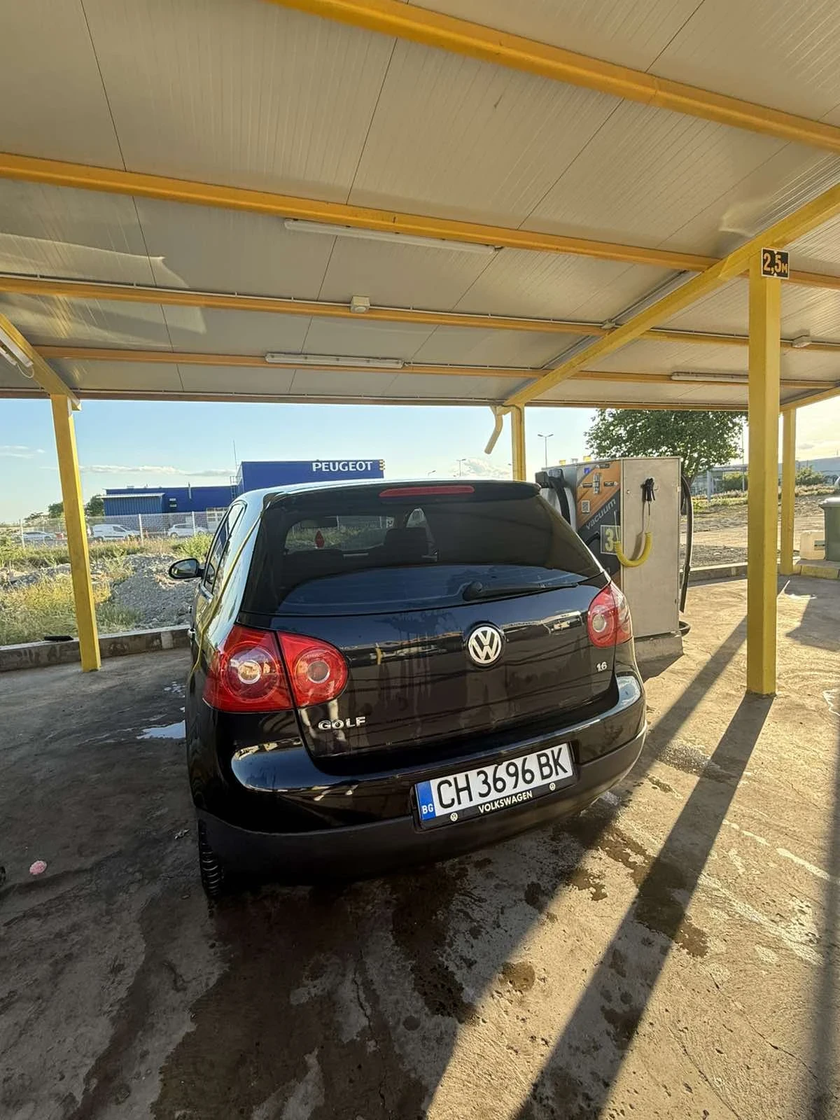 VW Golf 1.6, снимка 4 - Автомобили и джипове - 54213159