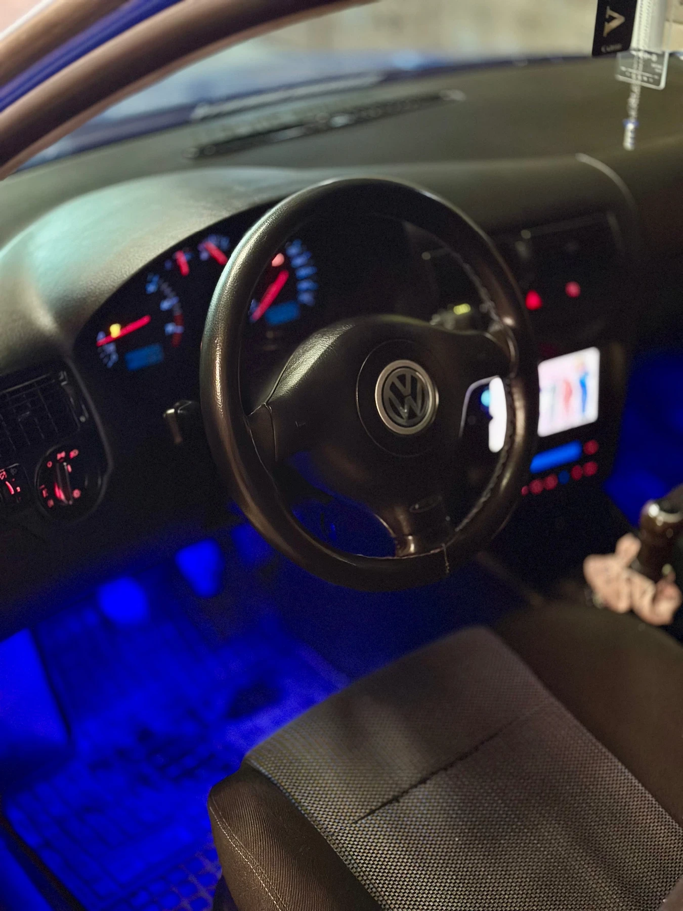 VW Golf 1.8Т GTI LPG, снимка 7 - Автомобили и джипове - 54309909