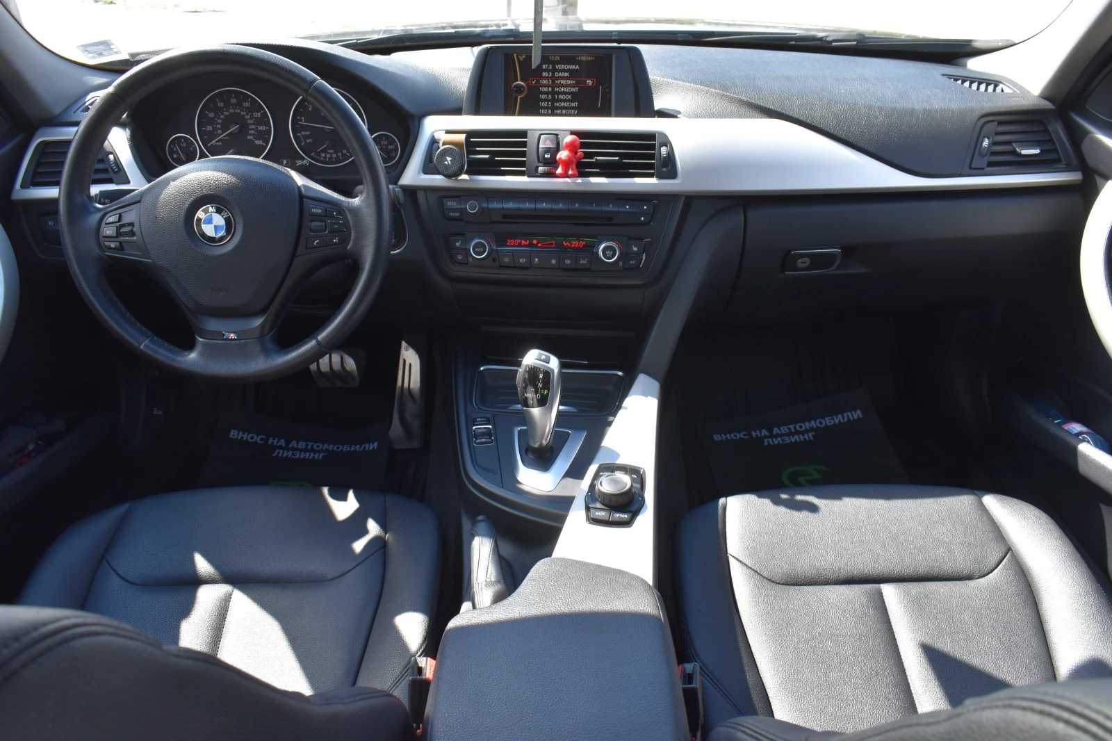 BMW 320 ixDrive* M-PACK* Сменени Вериги* LED, снимка 16 - Автомобили и джипове - 54365783