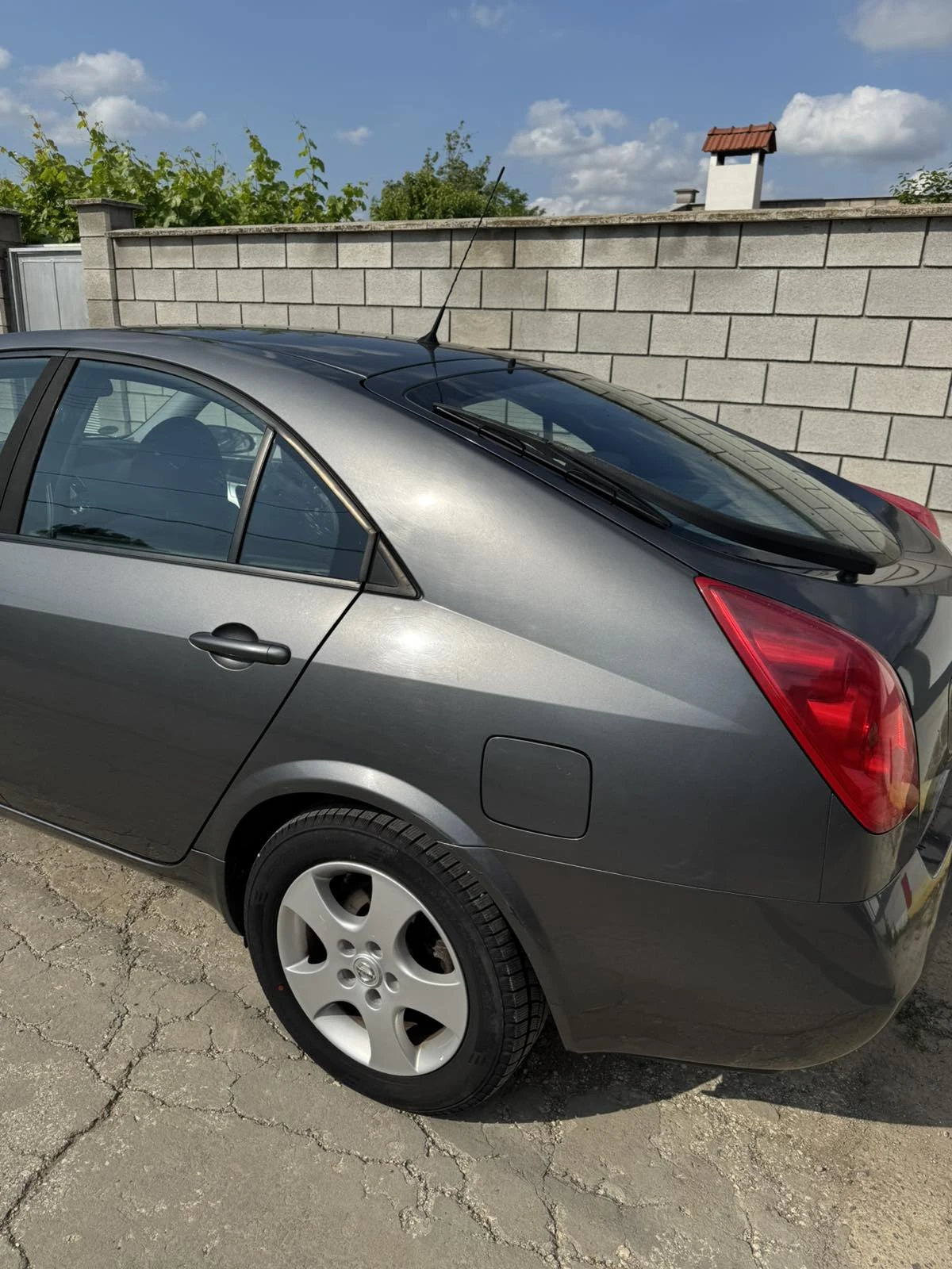 Nissan Primera 1.8, снимка 6 - Автомобили и джипове - 54809820