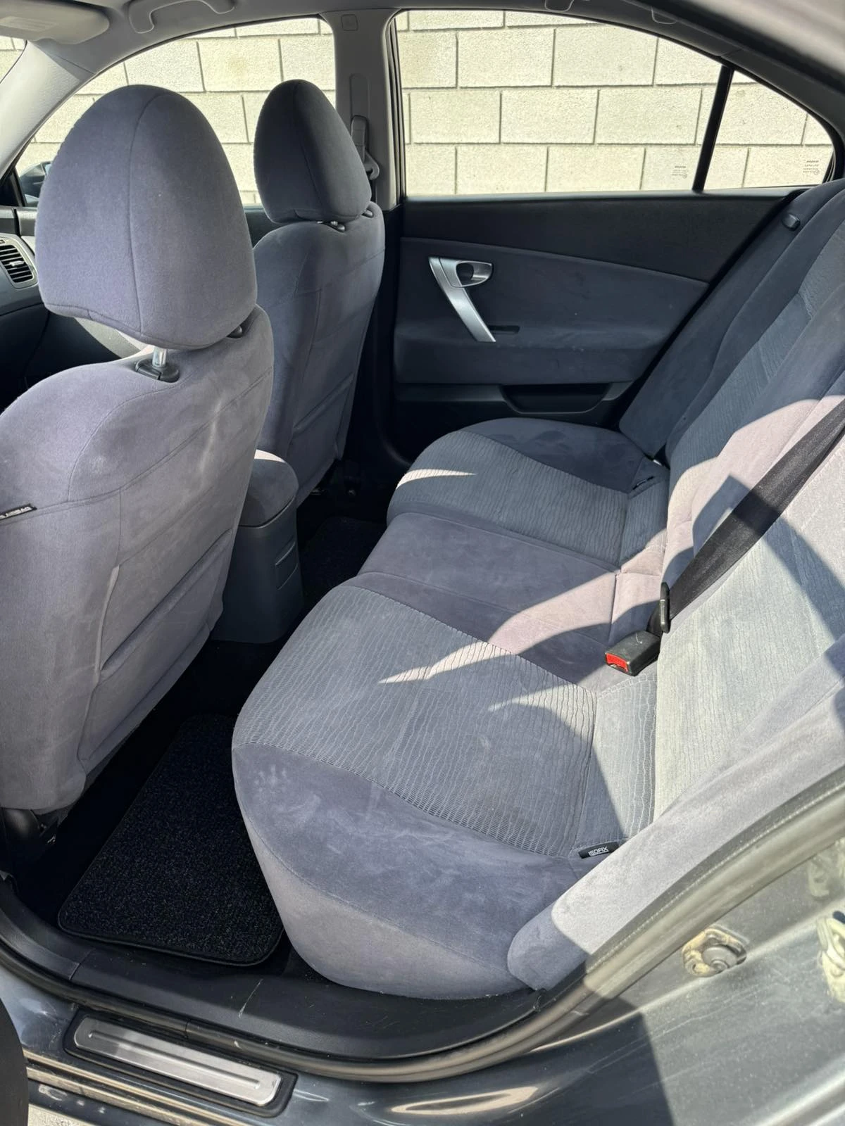 Nissan Primera 1.8, снимка 16 - Автомобили и джипове - 54809820