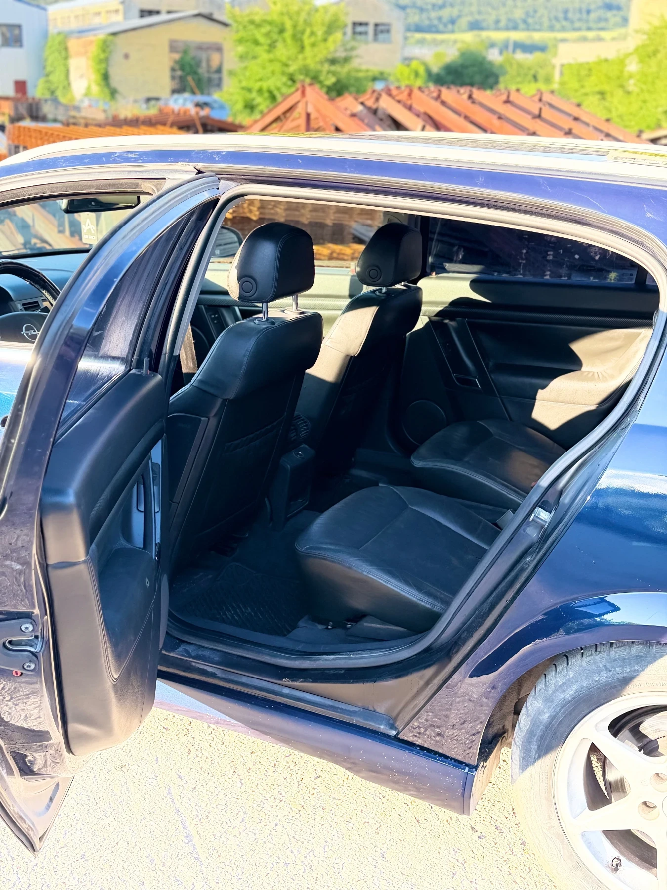 Opel Signum 3.0 CDTi V6, снимка 14 - Автомобили и джипове - 54811864