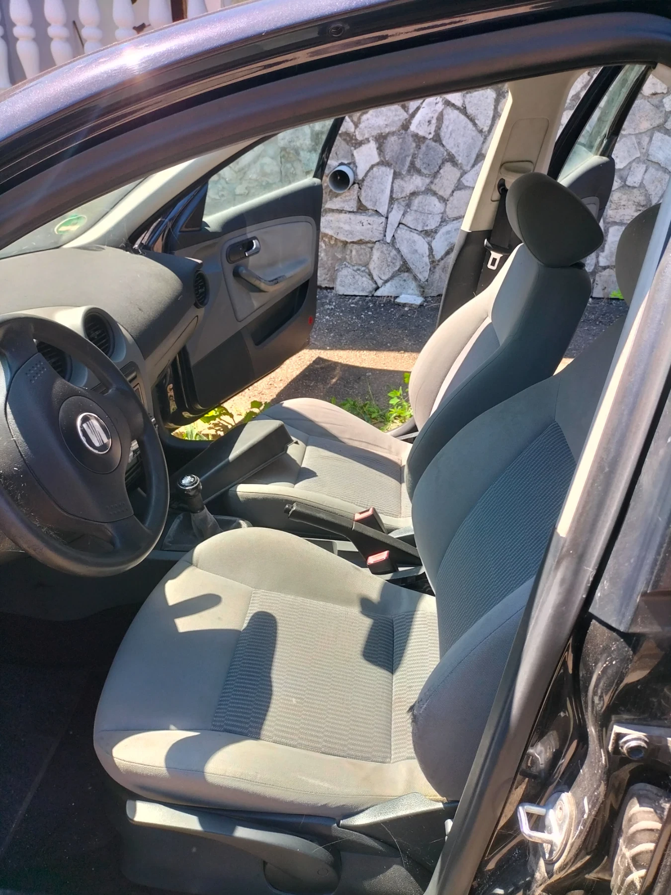 Seat Ibiza, снимка 5 - Автомобили и джипове - 54899871