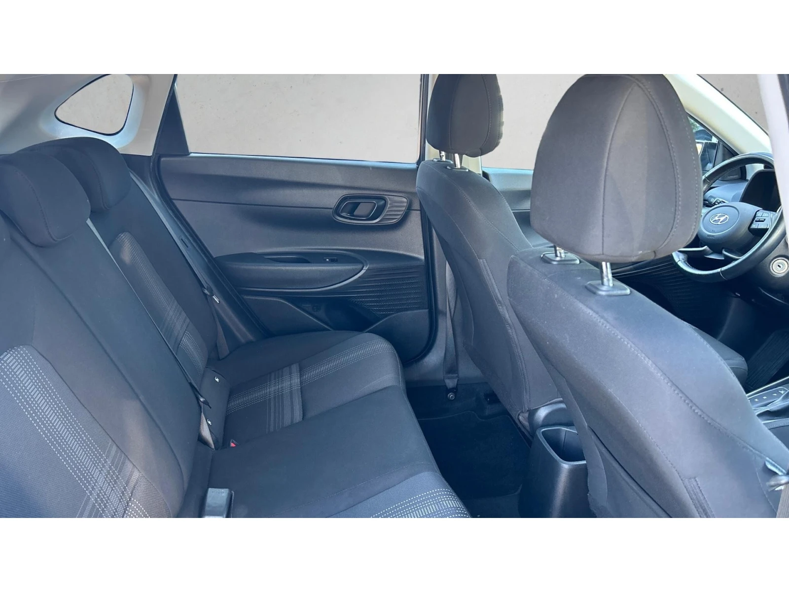 Hyundai I20 1. 0T-GDI 7DCT , ������� ������ �� 182   | Mobile.bg � ����������� 7