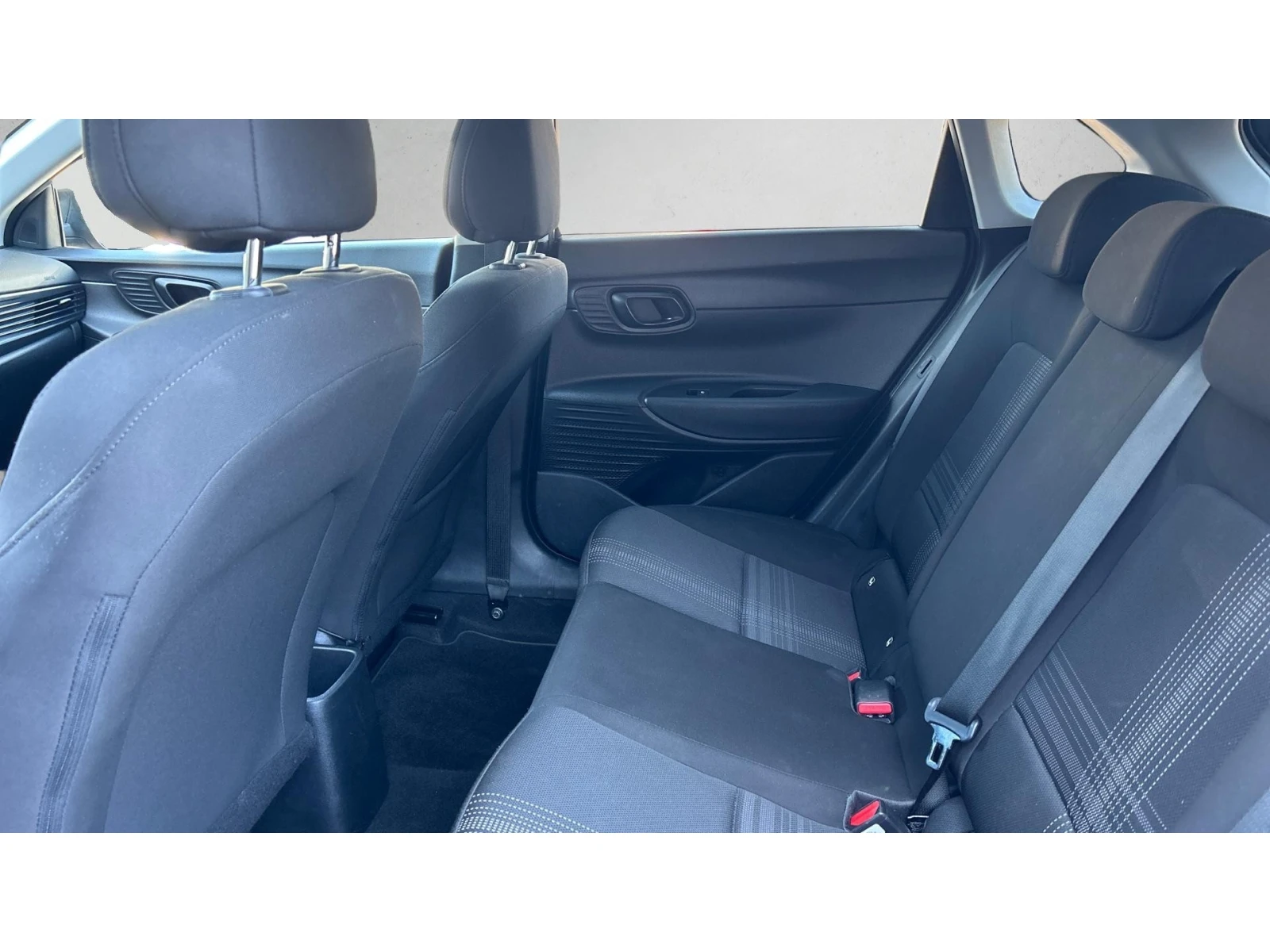 Hyundai I20 1. 0T-GDI 7DCT , ������� ������ �� 182   | Mobile.bg � ����������� 11