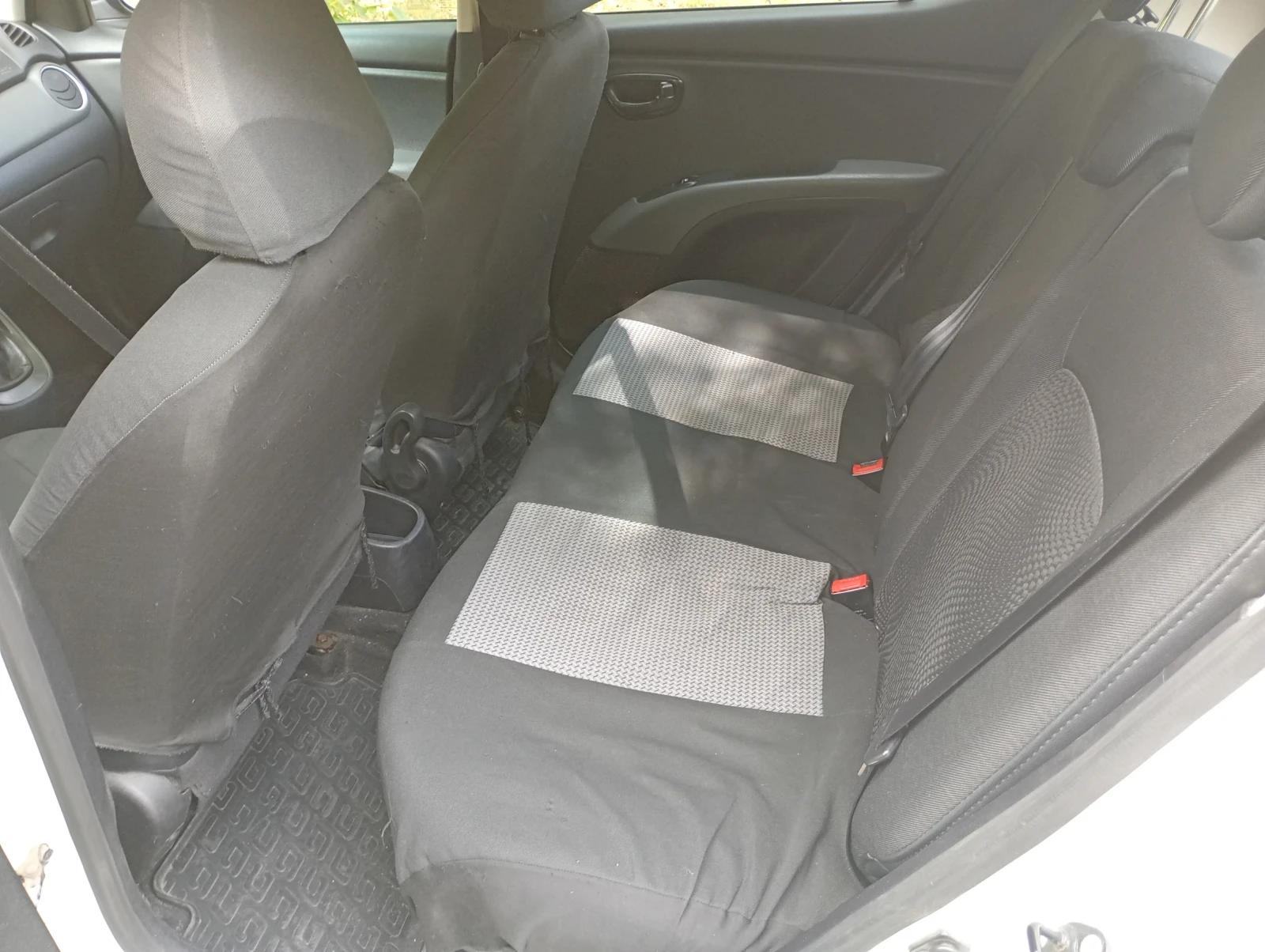 Hyundai I10, снимка 4 - Автомобили и джипове - 56287927