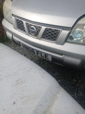 ������ Nissan X-trail