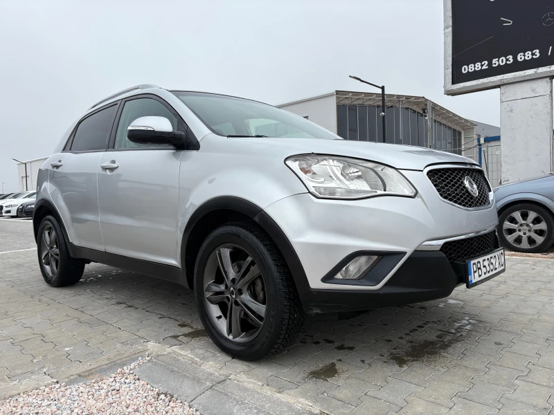 SsangYong Korando 4x4 АВТОМАТИК , снимка 1 - Автомобили и джипове - 49321415