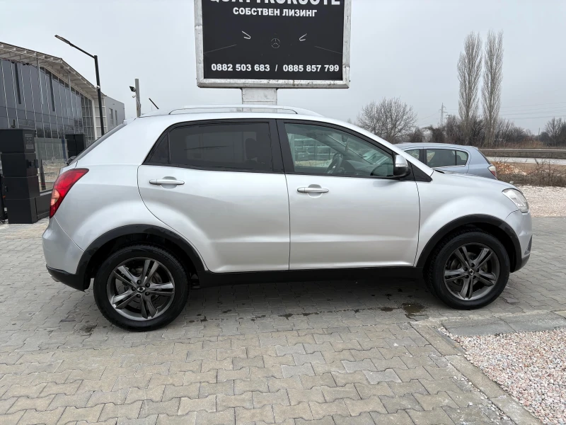 SsangYong Korando 4x4 АВТОМАТИК , снимка 8 - Автомобили и джипове - 49321415