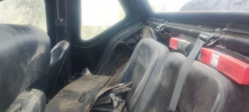 Land Rover Defender Dakar, снимка 4 - Автомобили и джипове - 51917229