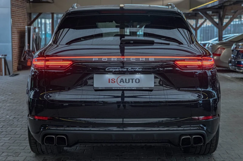 Porsche Cayenne Turbo/PDLS+ /PSCB/Sport Chrono/Soft Close/Panorama, снимка 4 - Автомобили и джипове - 52207706