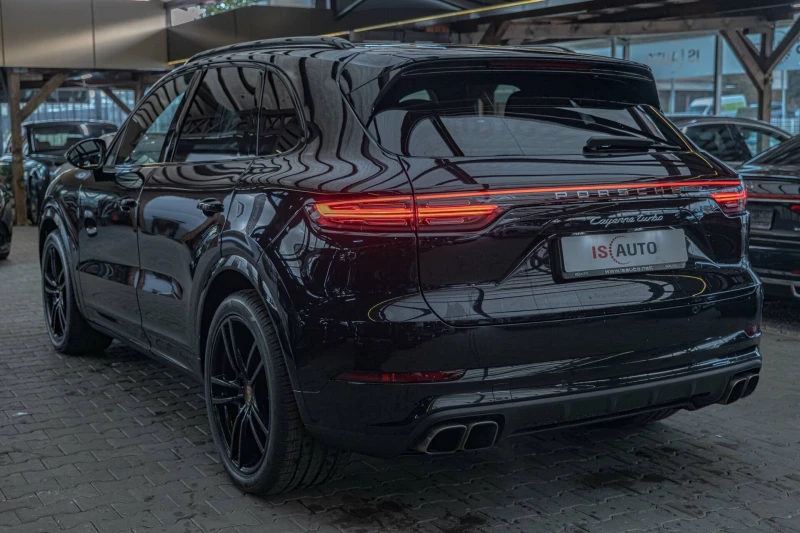 Porsche Cayenne Turbo/PDLS+ /PSCB/Sport Chrono/Soft Close/Panorama, снимка 6 - Автомобили и джипове - 52207706