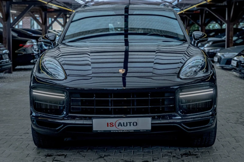 Porsche Cayenne Turbo/PDLS+ /PSCB/Sport Chrono/Soft Close/Panorama, снимка 2 - Автомобили и джипове - 52207706