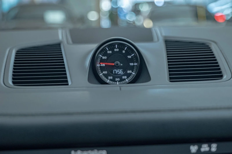 Porsche Cayenne Turbo/PDLS+ /PSCB/Sport Chrono/Soft Close/Panorama, снимка 9 - Автомобили и джипове - 52207706