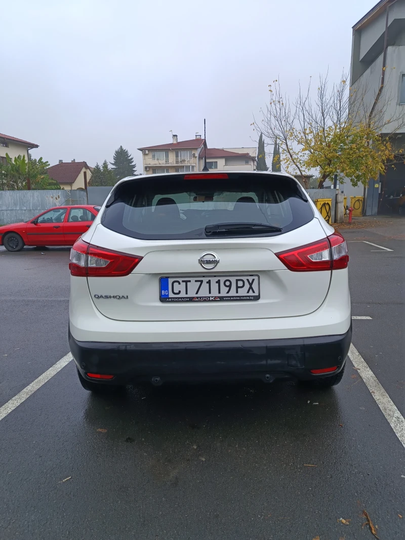 Nissan Qashqai 1.2DIG-T, снимка 5 - Автомобили и джипове - 52417861