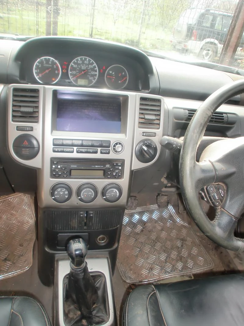 Nissan X-trail 2.2 DCI 136ks, снимка 11 - Автомобили и джипове - 13624644