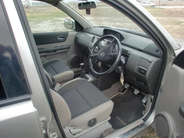 Nissan X-trail 2.2 DCI 136ks, снимка 13 - Автомобили и джипове - 13624644