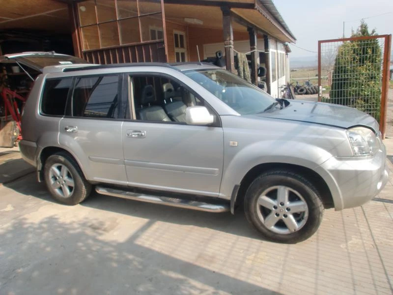 Nissan X-trail 2.2 DCI 136ks - изображение 6