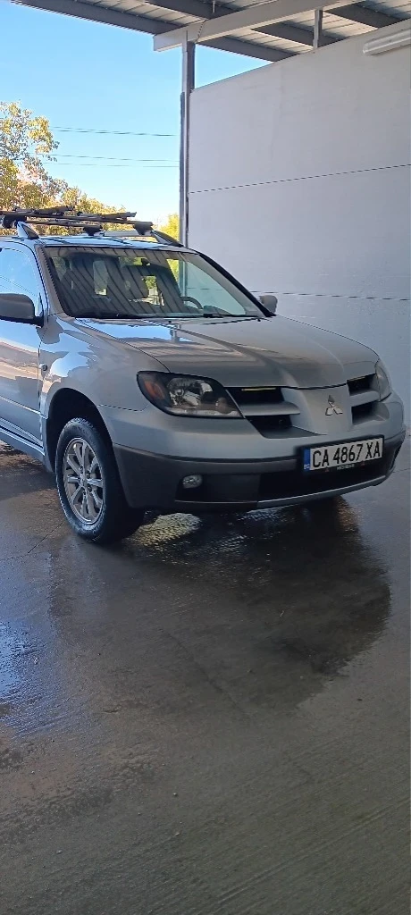 Mitsubishi Outlander, снимка 3 - Автомобили и джипове - 48297969