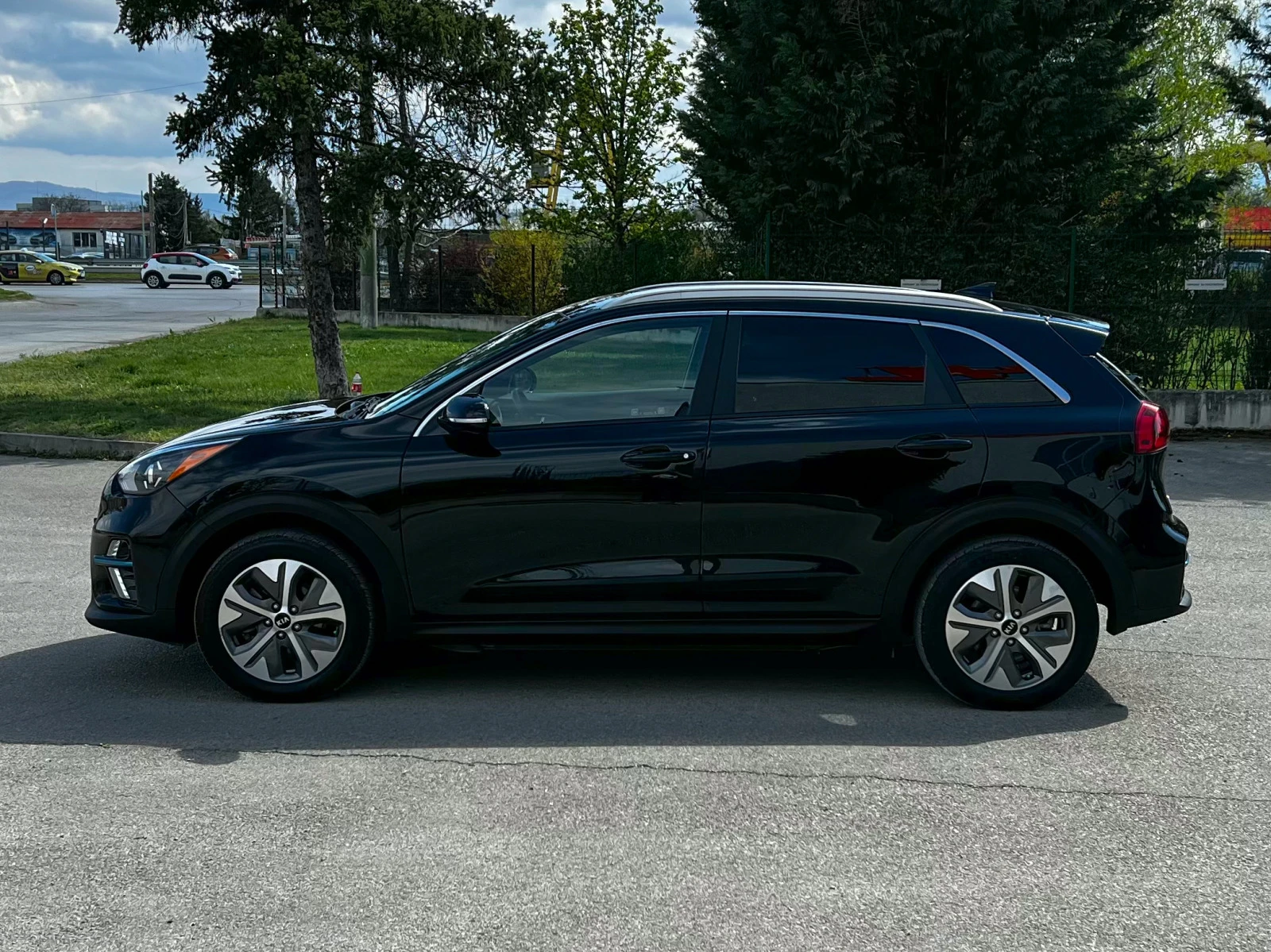 Kia Niro EV EX 64kWh  - изображение 8