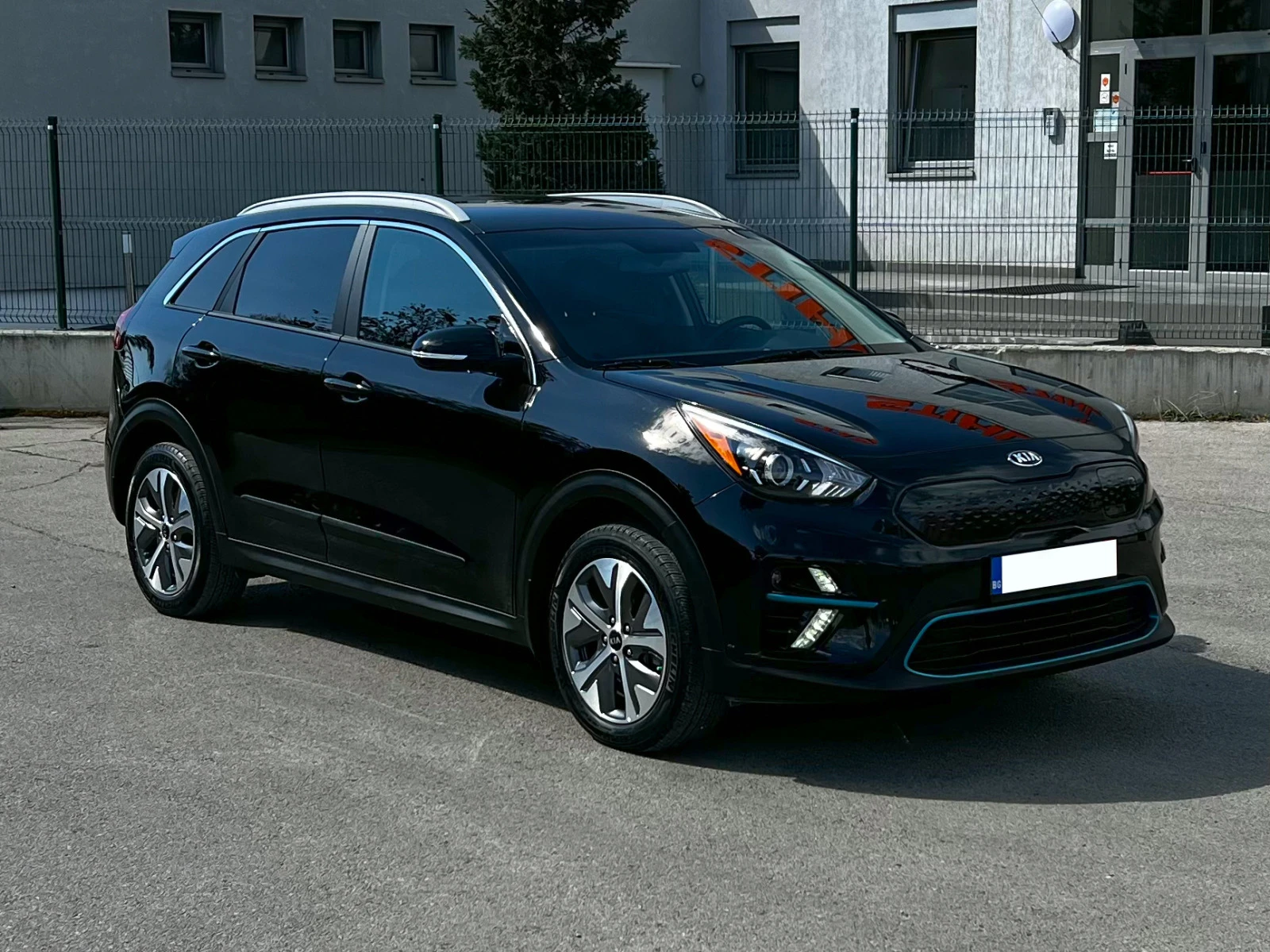 Kia Niro EV EX 64kWh  - изображение 3