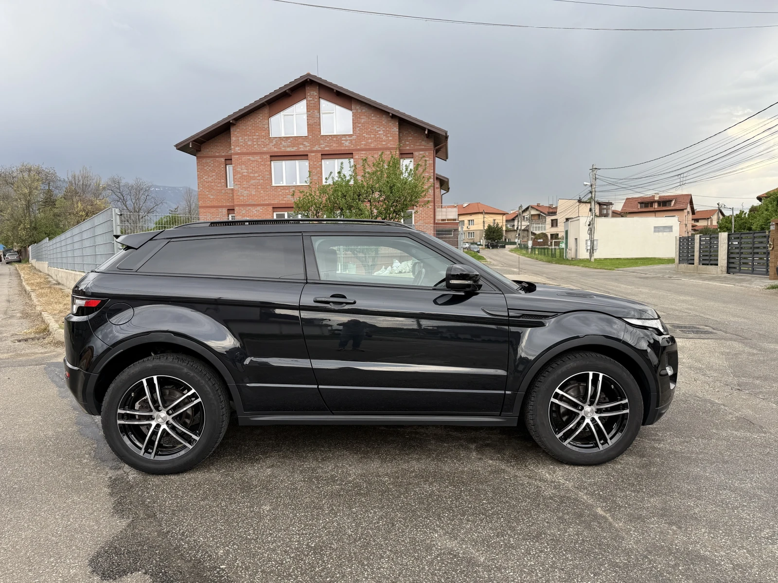 Land Rover Range Rover Evoque RR-2.0Т-AVTOMAT-4X4-COUPE-ШВЕЙЦАРИЯ - изображение 4