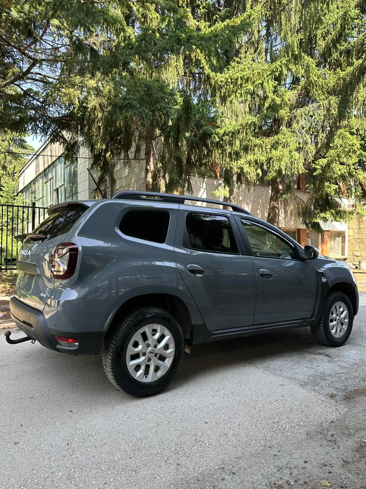 Dacia Duster 1.5dCi* 4x4* NAVI - изображение 6