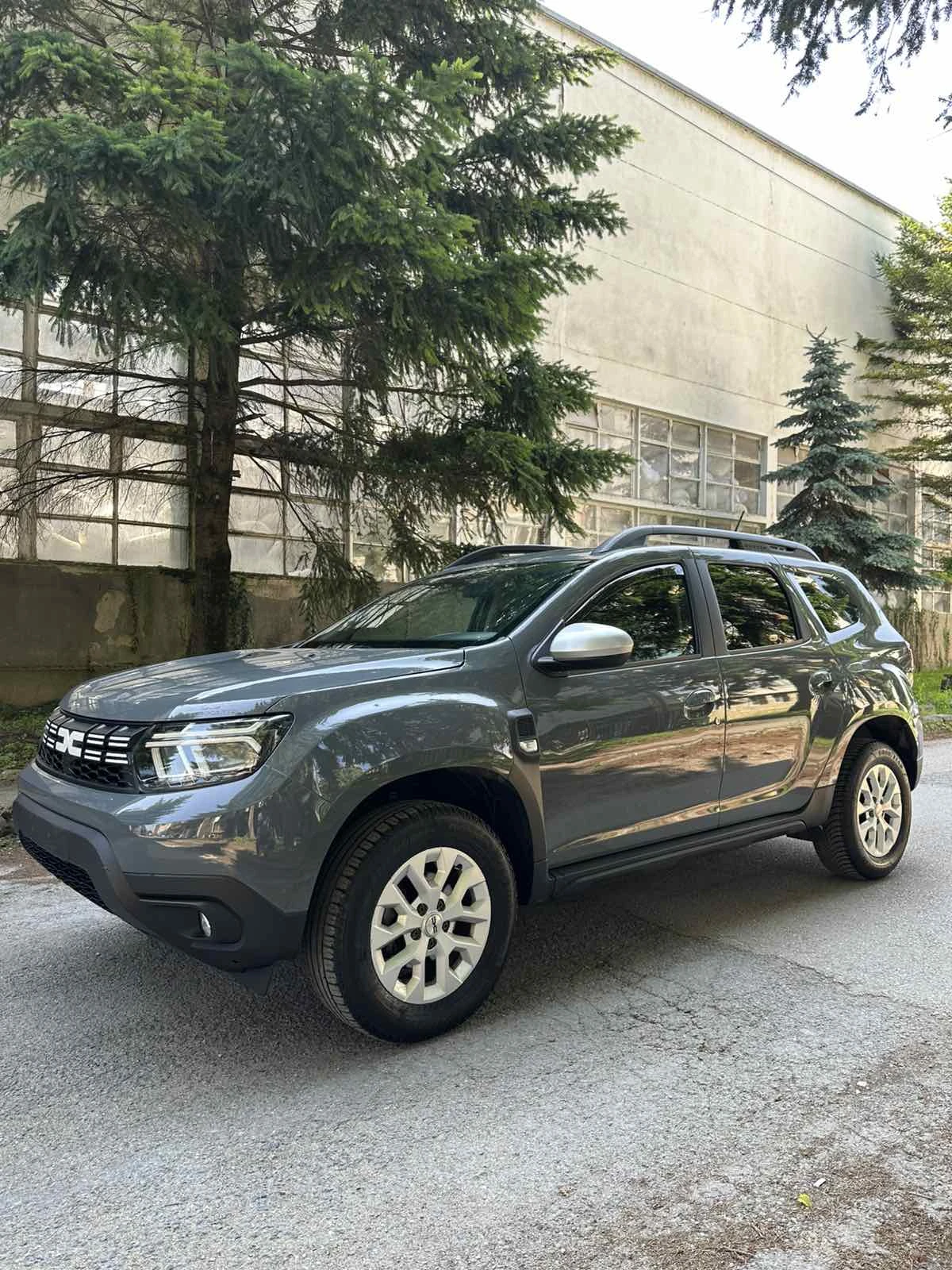 Dacia Duster 1.5dCi* 4x4* NAVI - изображение 3