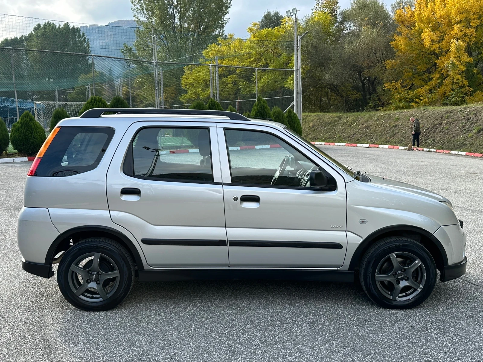Suzuki Ignis 4х4 КЛИМА/ Много Запазен! - изображение 7