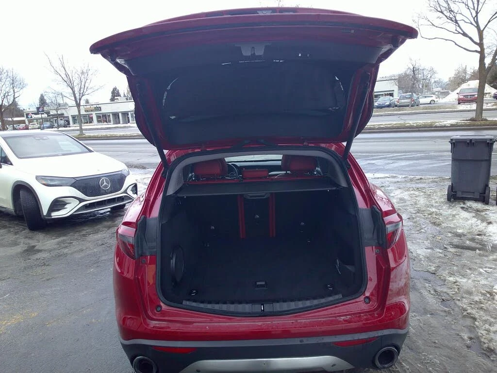 Alfa Romeo Stelvio Sport AWD* HARMAN KARDON* MEMORY* KEYLESS* PANO*  - изображение 5