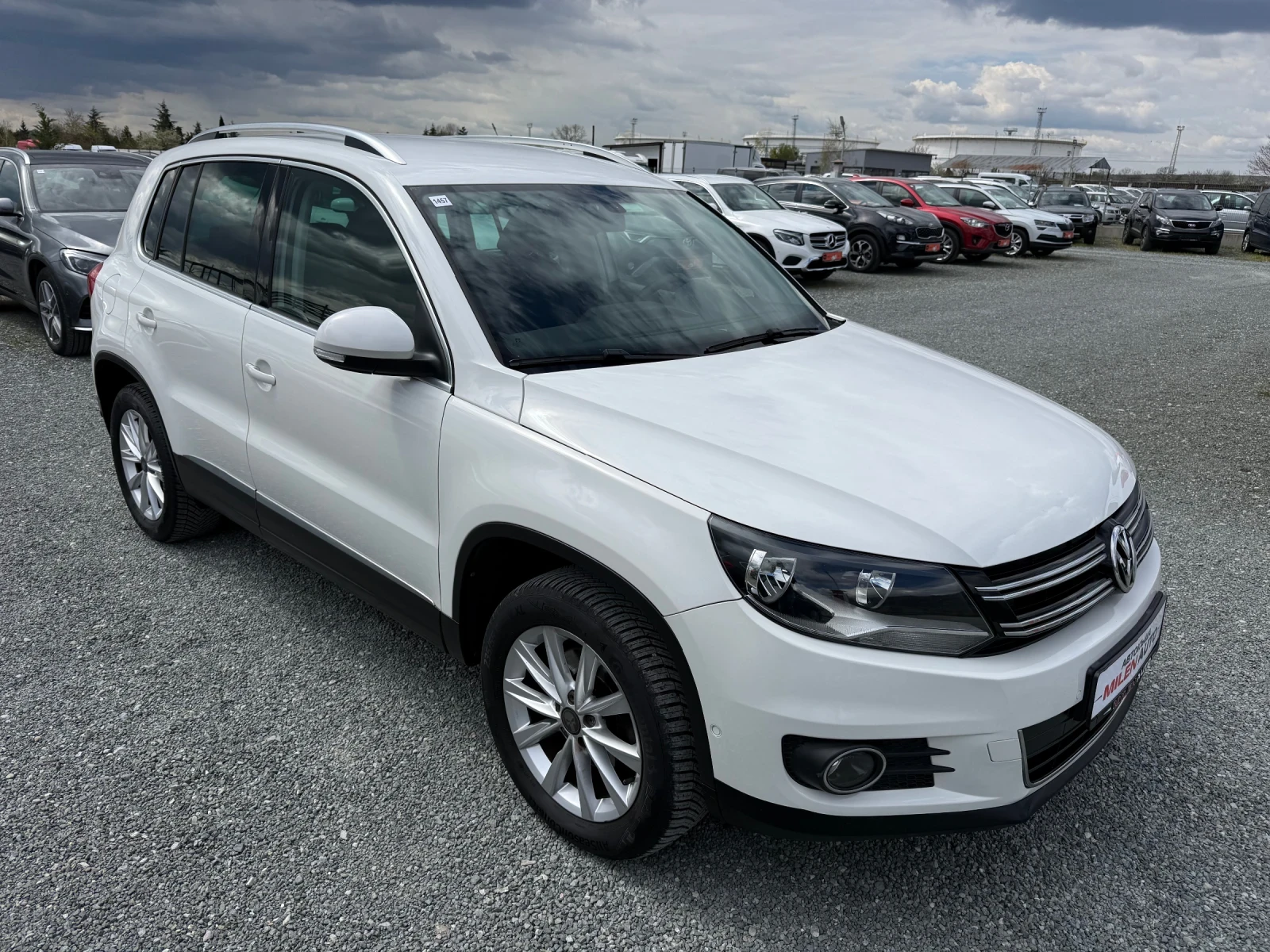 VW Tiguan (KATO НОВА)^(4x4), снимка 3 - Автомобили и джипове - 54145818