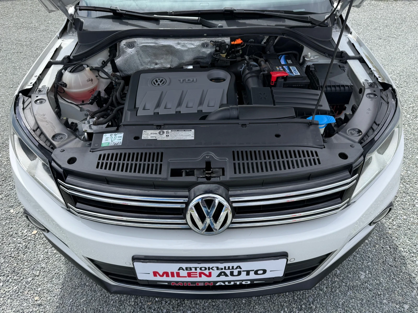 VW Tiguan (KATO НОВА)^(4x4), снимка 17 - Автомобили и джипове - 54145818