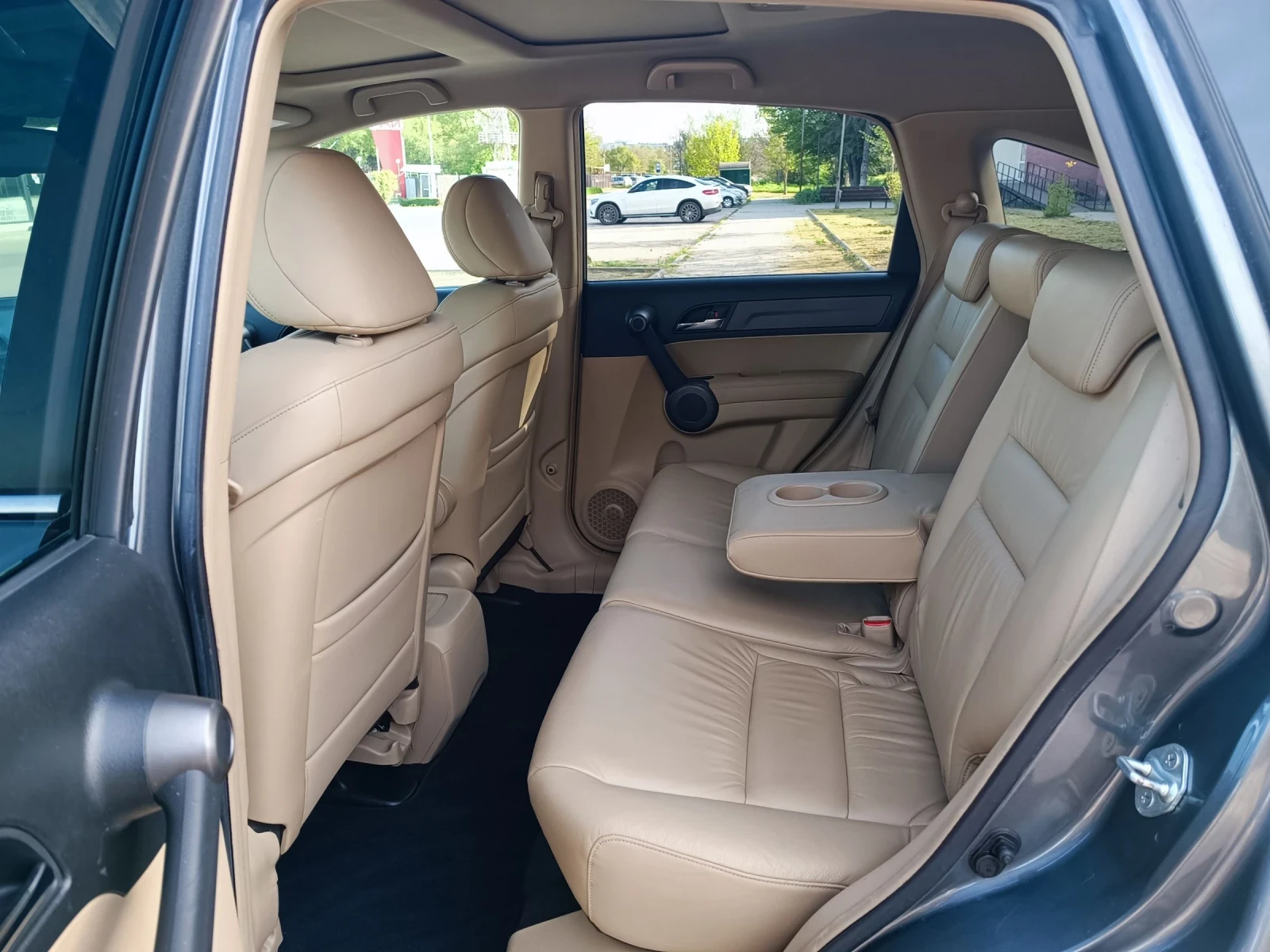 Honda Cr-v 2.0i-150кс-ШВЕЙЦАРИЯ-АВТОМАТ-4Х4-FACELIFT-FULL , снимка 10 - Автомобили и джипове - 54308566