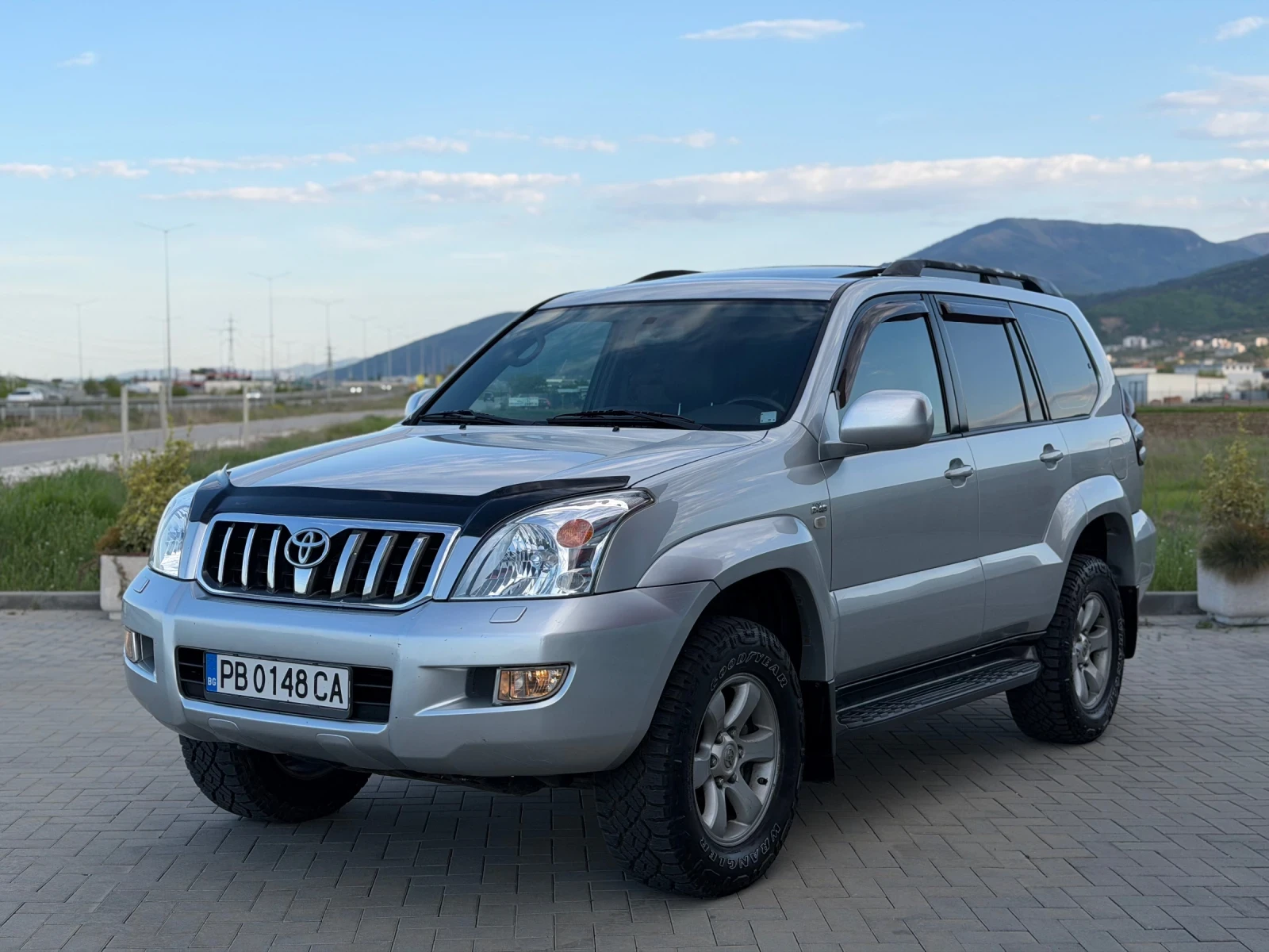 Toyota Land cruiser, снимка 7 - Автомобили и джипове - 54352221