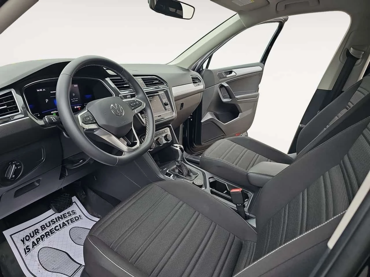 VW Tiguan * Trendline * CARFAX * 2 ����� * �������� | Mobile.bg � ����������� 5