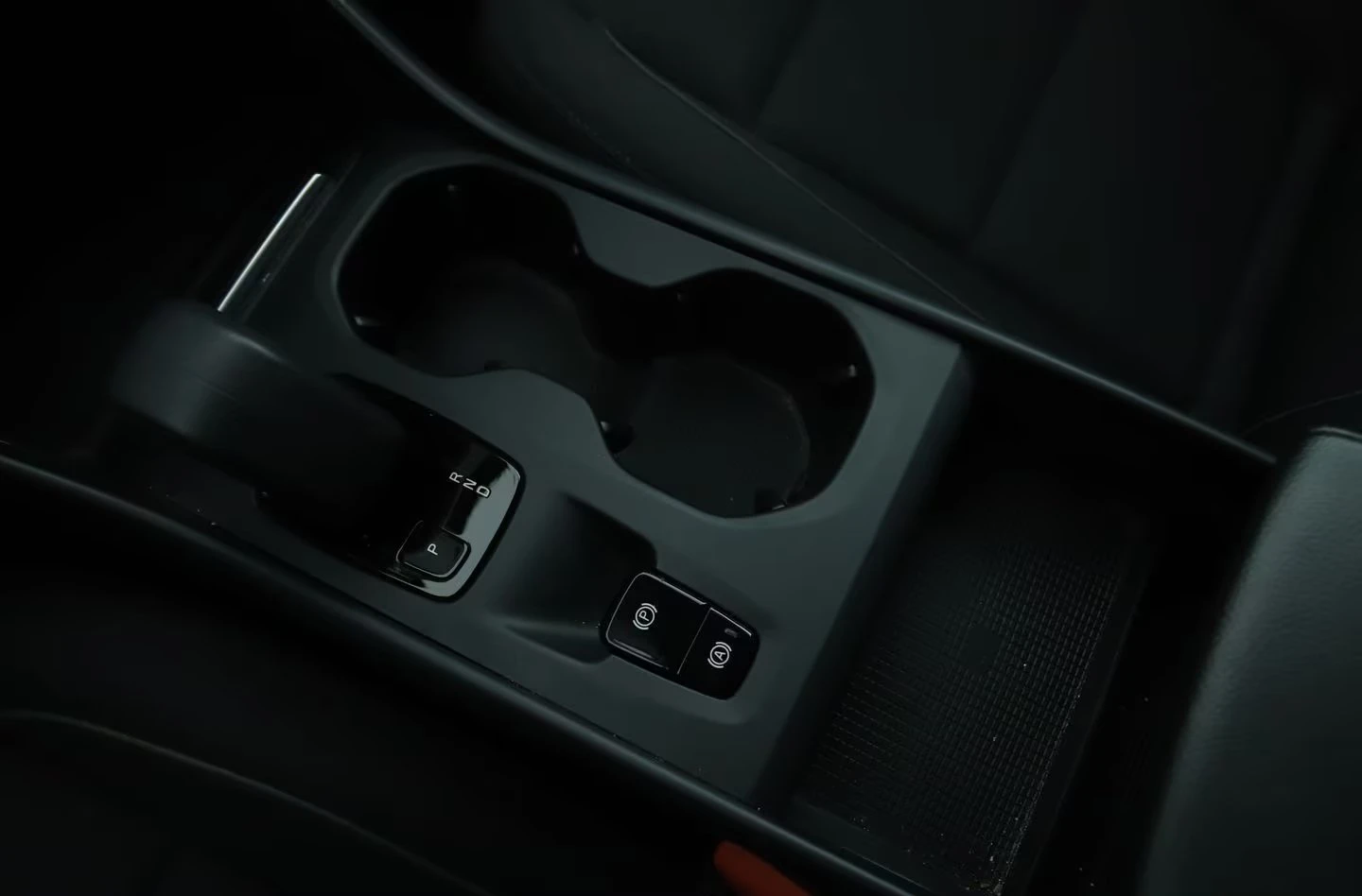 Volvo XC40 T5 RECHARGE INSCRIPTION| PLUG-IN HYBRID| ��������| | Mobile.bg � ����������� 15