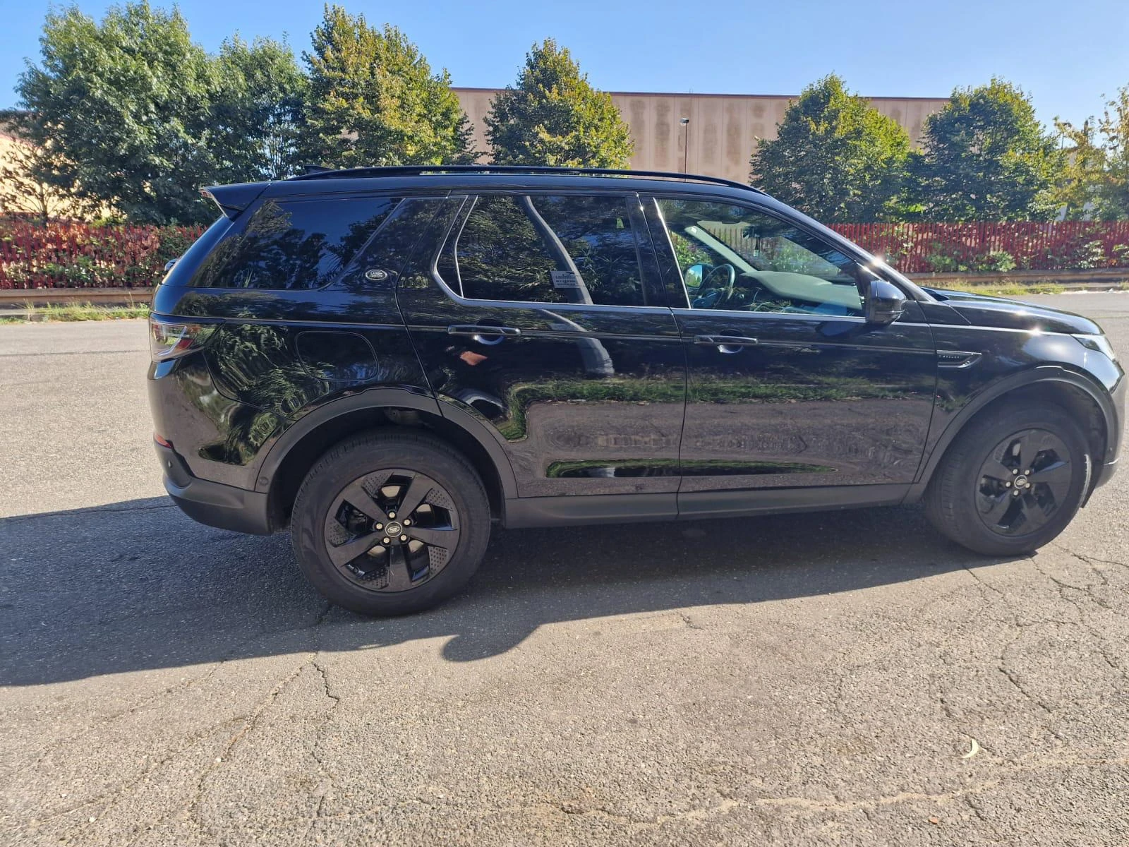 Land Rover Discovery Sport 2.0D FACELIFT, снимка 8 - Автомобили и джипове - 55264777