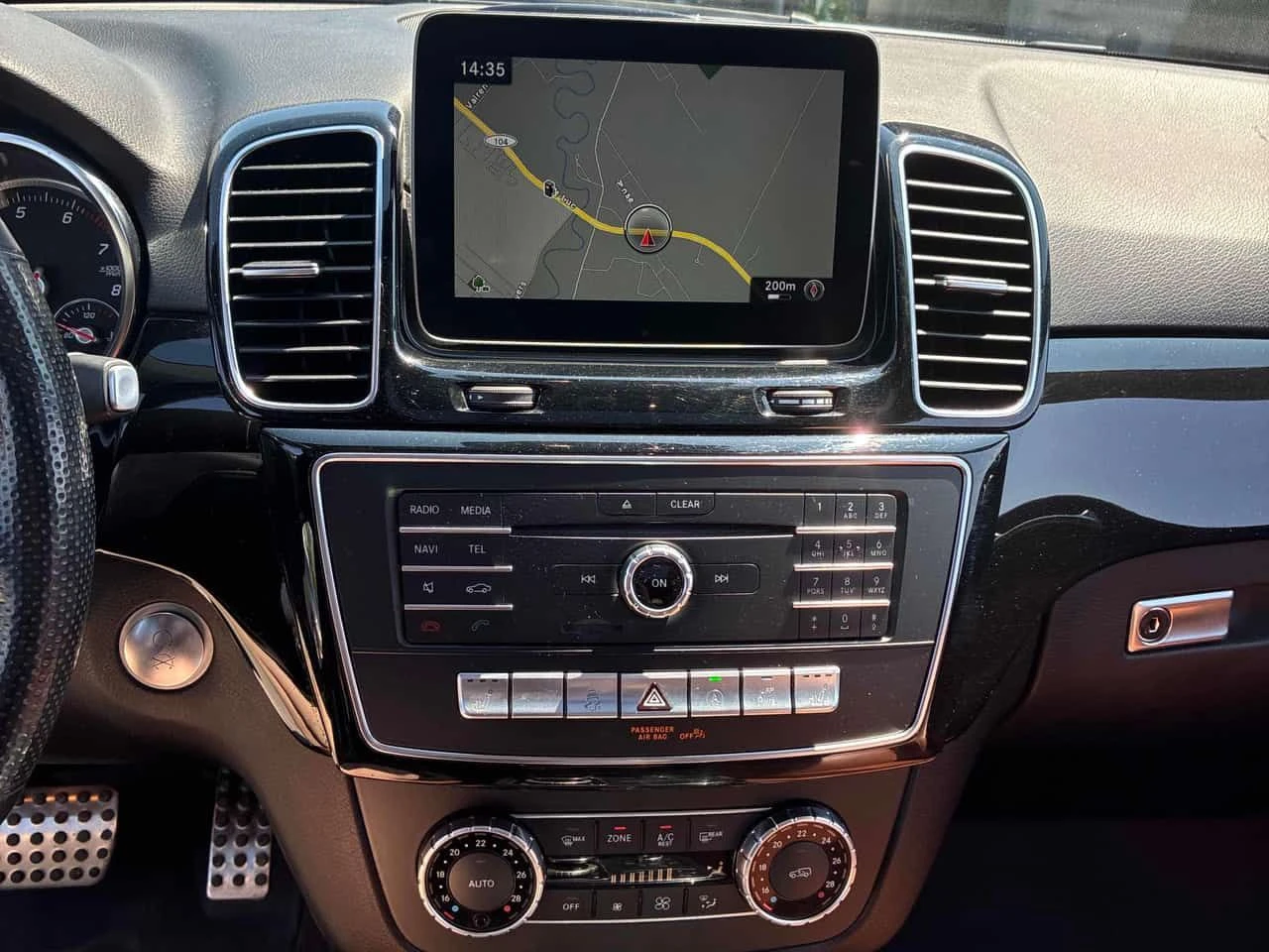 Mercedes-Benz GLE 400 * CARFAX *  ОПЦИЯ ЗА ФИНАНСИРАНЕ, снимка 9 - Автомобили и джипове - 55328224