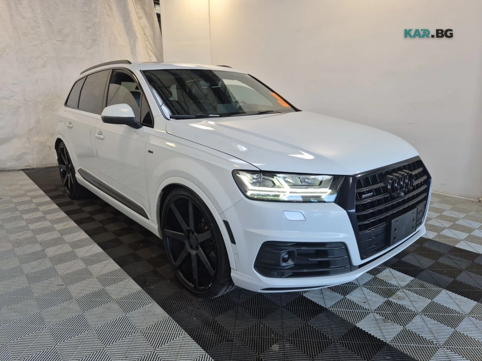 Audi Q7 TECHNIK Автокредит Цена до България, снимка 2 - Автомобили и джипове - 55786029