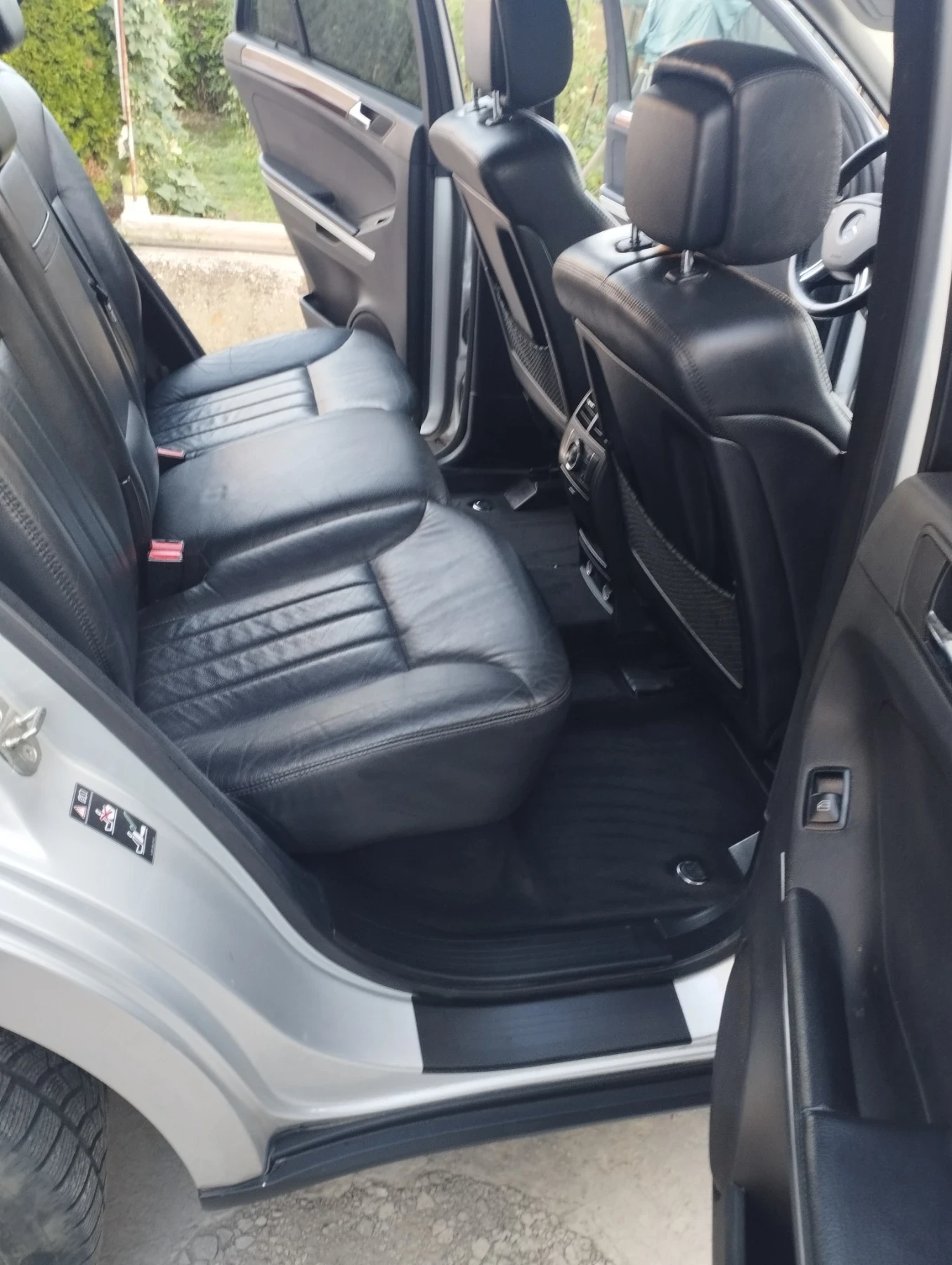 Mercedes-Benz ML 500 306к.с.Офроуд пакет, снимка 10 - Автомобили и джипове - 55958992