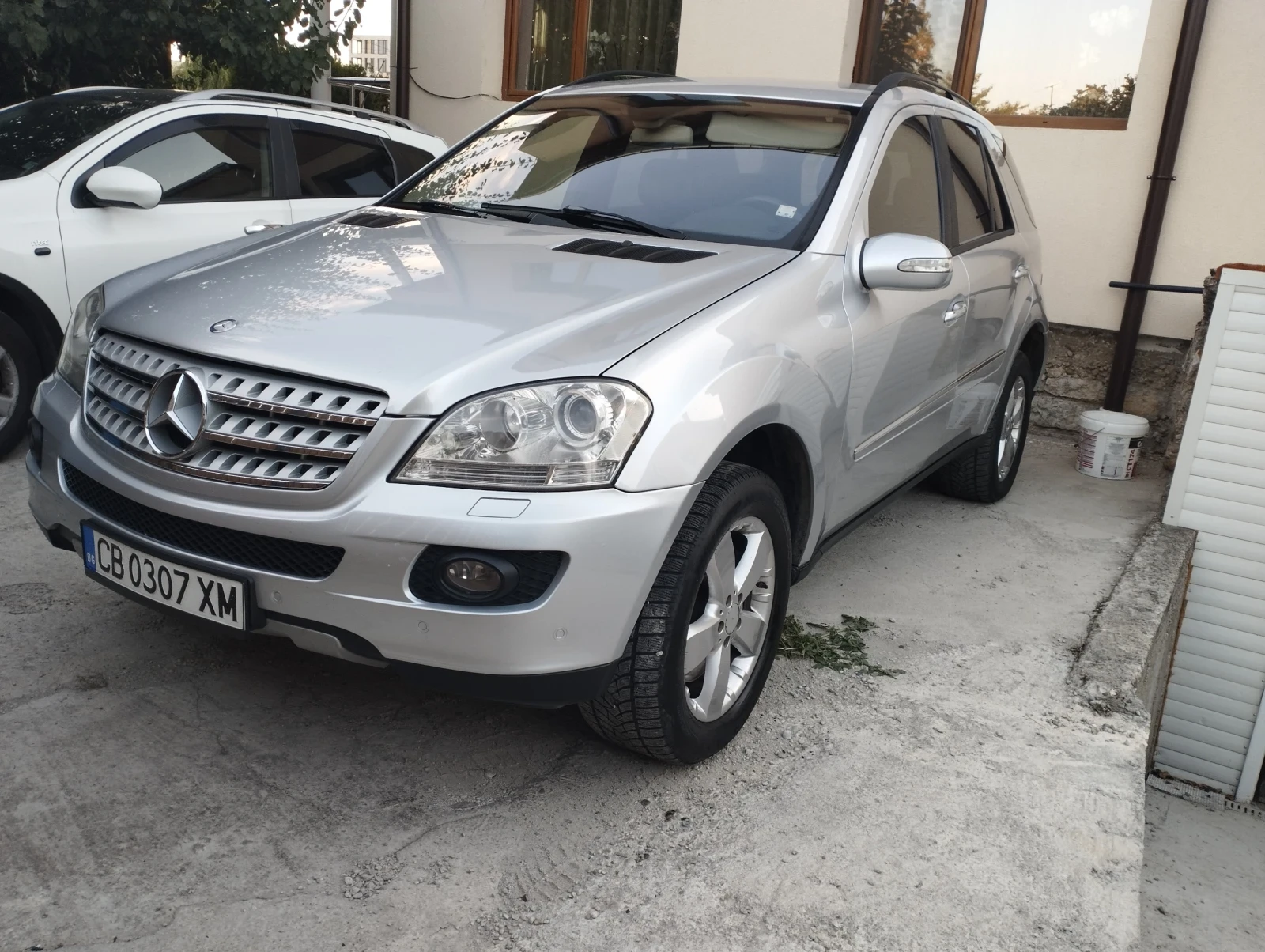 Mercedes-Benz ML 500 306к.с.Офроуд пакет, снимка 9 - Автомобили и джипове - 55958992