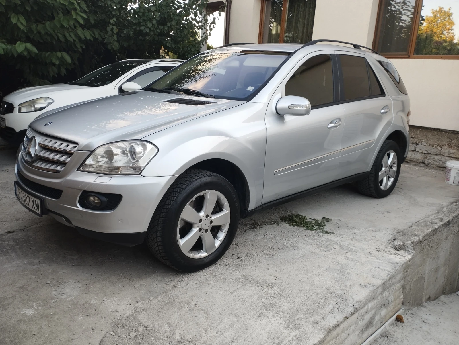 Mercedes-Benz ML 500 306к.с.Офроуд пакет, снимка 3 - Автомобили и джипове - 55958992