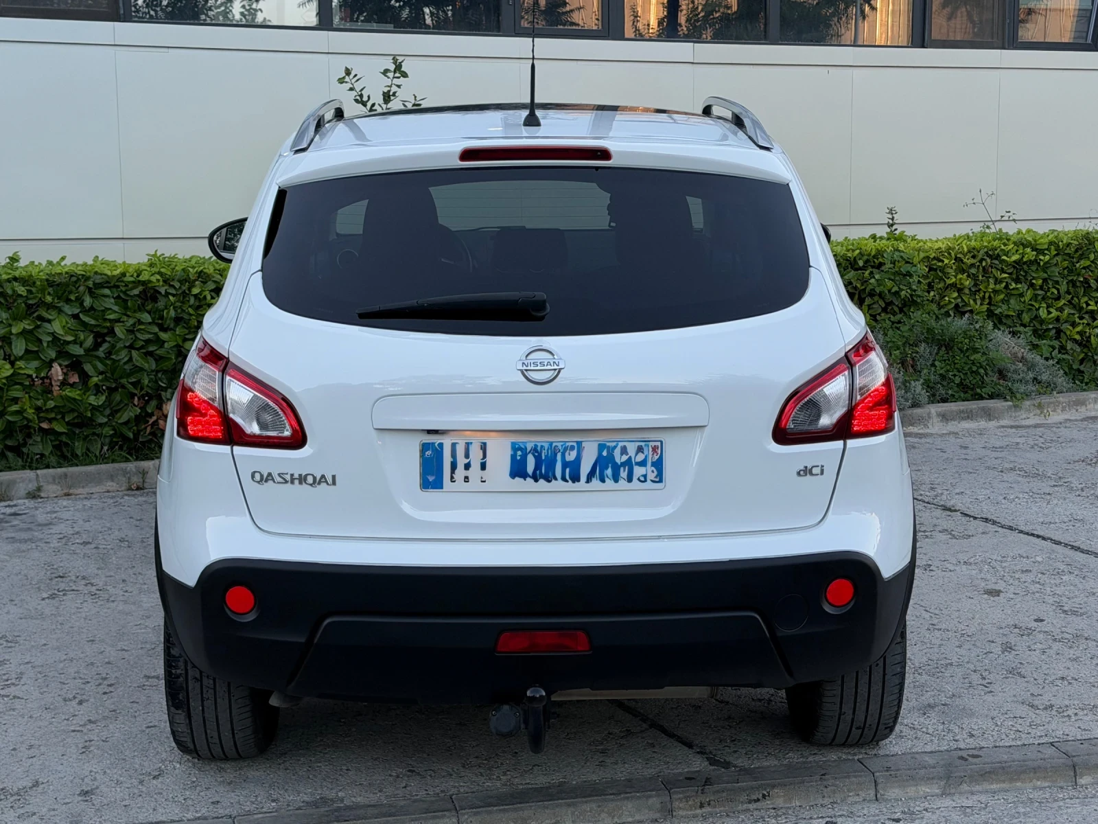 Nissan Qashqai 2.0dci* 4x4* Pano* Navi, снимка 5 - Автомобили и джипове - 56122275