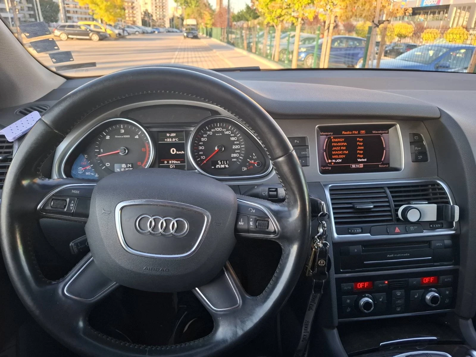 Audi Q7, снимка 3 - Автомобили и джипове - 56361621