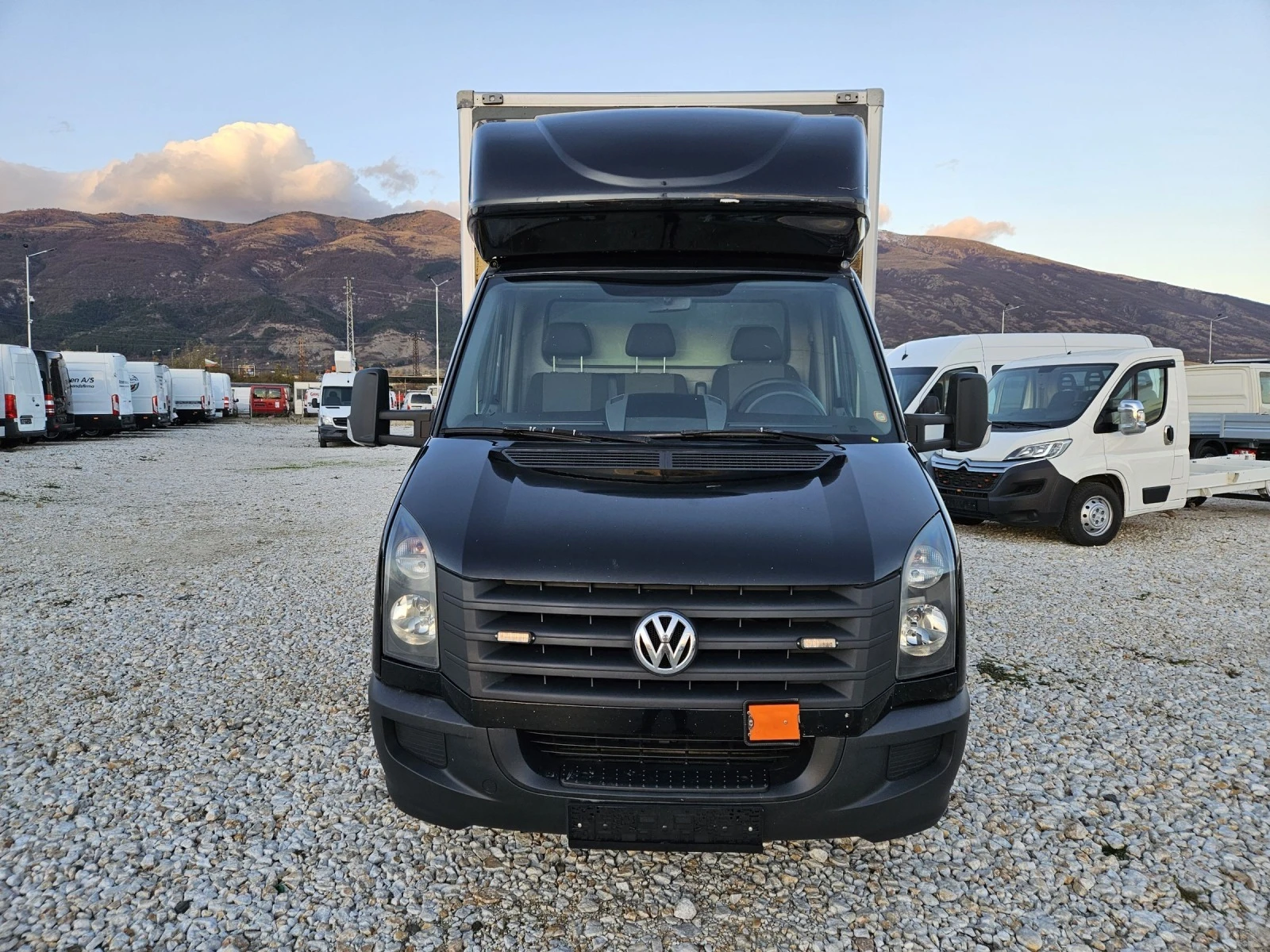 VW Crafter 2.0 TDI, Падащ борд, Климатик - изображение 8