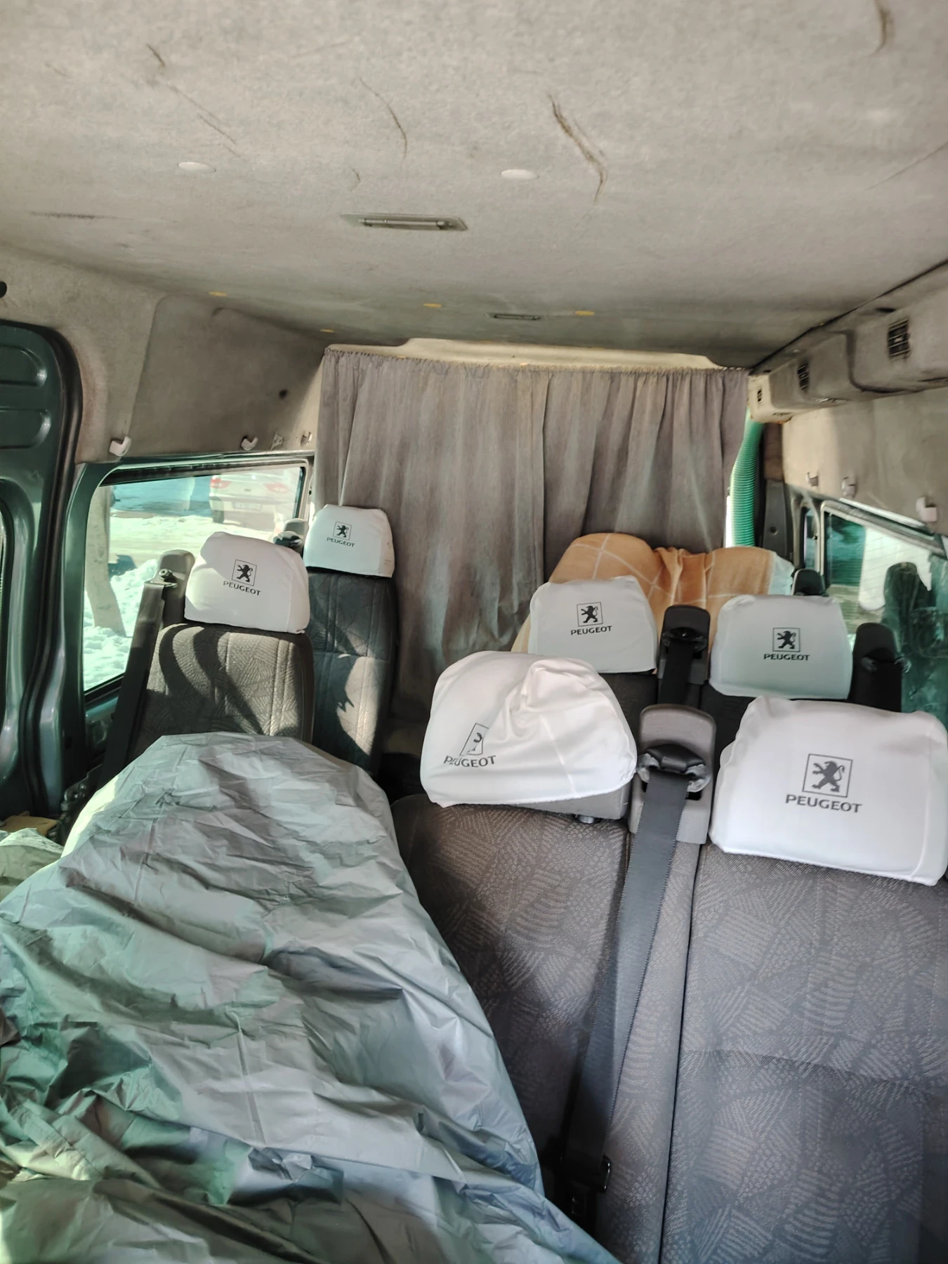 Ford Transit 2.4 - изображение 7