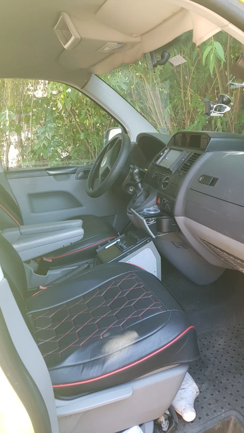 Кемпер VW T5, снимка 6 - Каравани и кемпери - 52828219